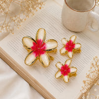 Floral Enamel Hair Clip Set – Elegant Flower Hair Accessories for Women & Girls (one Piece )
