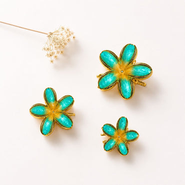 Turquoise Flower Hair Clips Set – Elegant Gold-Tone Floral Enamel Hair Random Color (one Piece )