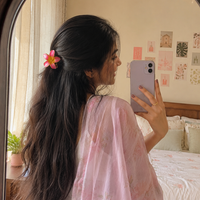 Pink Enamel Flower Hair Clips – Elegant Gold Floral Hair Accessories Random Color (one piece )