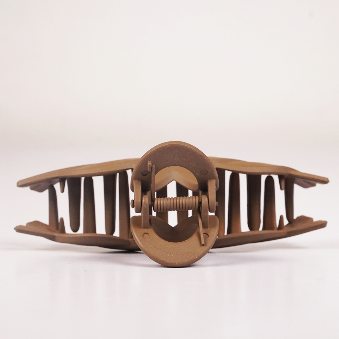 Matte Twist Hair Claw Clip
