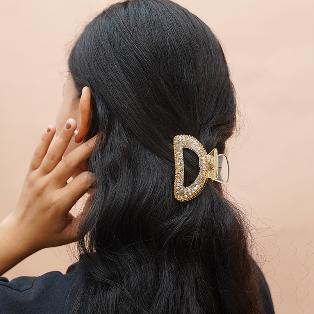Luxe Crystal D-Shape Hair Claw Clip – Elegant Sparkle for Effortless Glamour