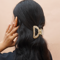 Luxe Crystal D-Shape Hair Claw Clip – Elegant Sparkle for Effortless Glamour