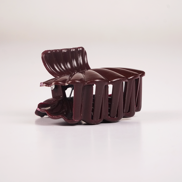 Velvet Shell Hair Claw Clip