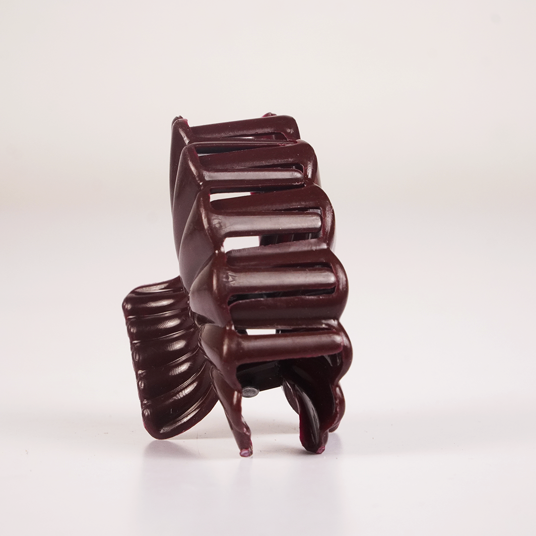 Velvet Shell Hair Claw Clip