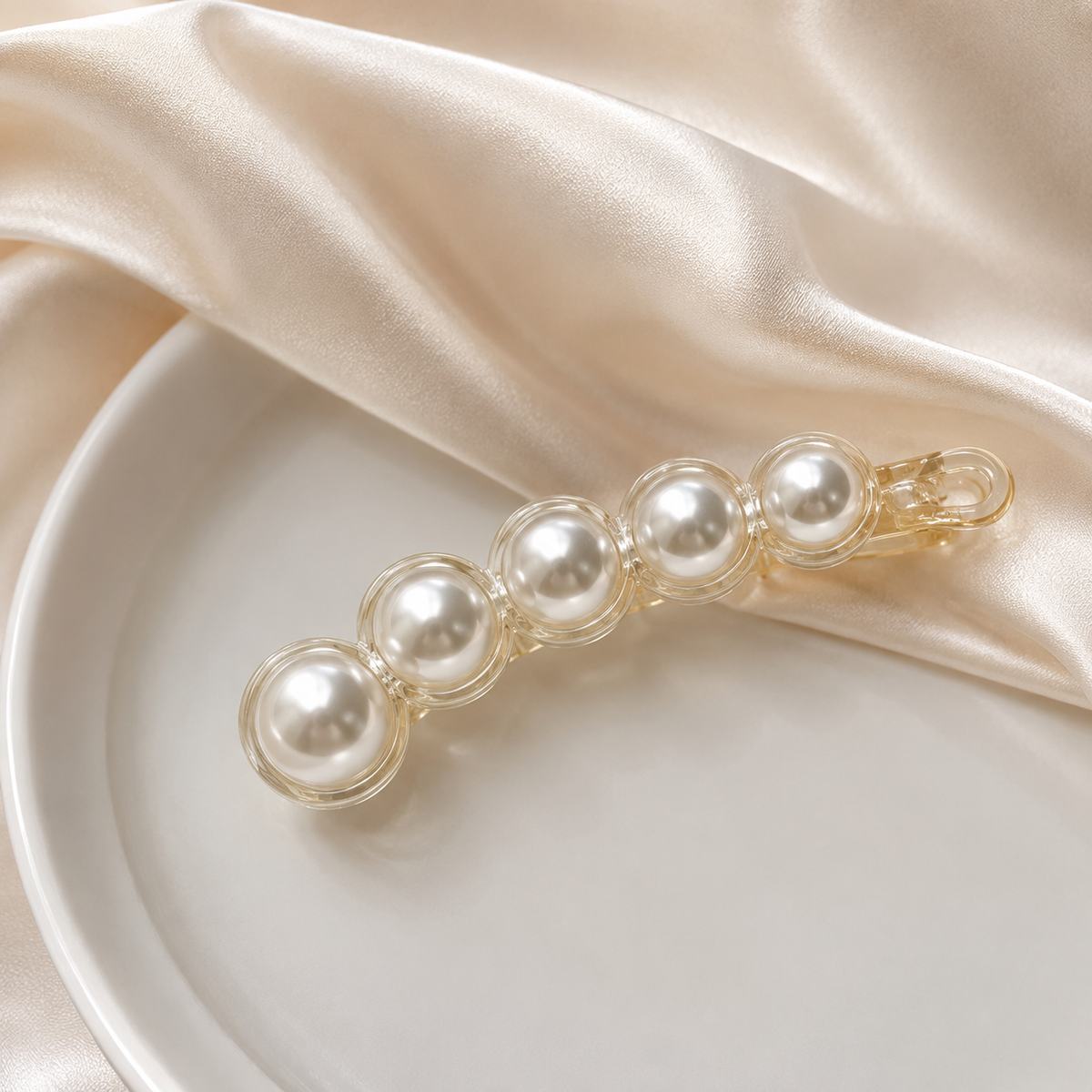 Luxury Pearl Hair Tie for Women & Girls Random Color (one Piece )