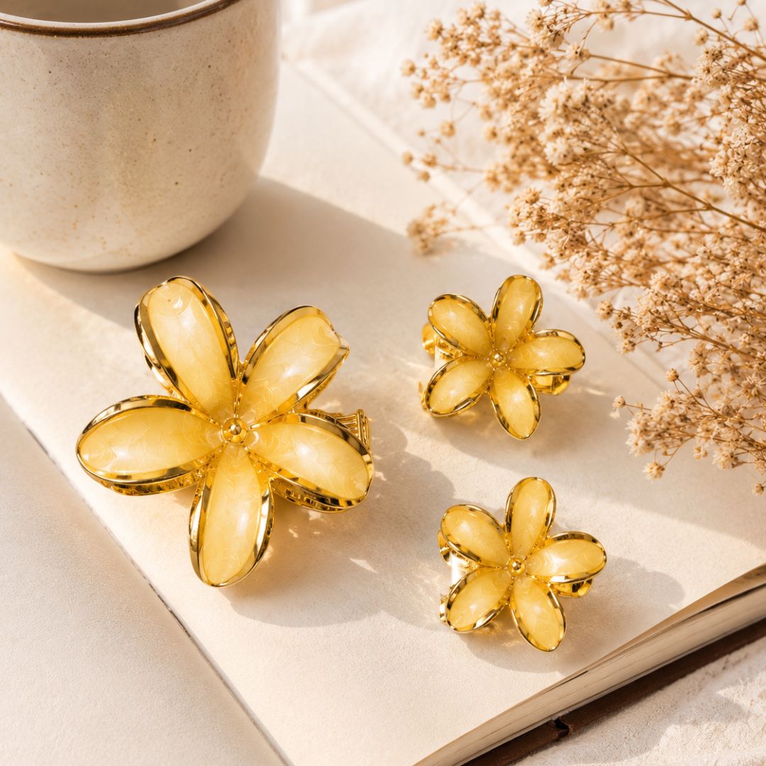 Yellow Flower Hair Clips – Elegant Gold Floral Hair Accessories Random Color(one piece )