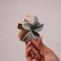 Elegant Plumeria Flower Hair Claw Clip Random Colors