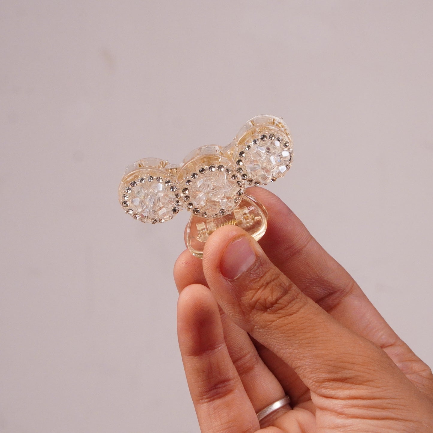 Crystal Triple Bloom Hair Claw Clip – Elegant Sparkle for Everyday Glam
