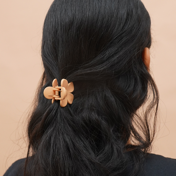 Mini Matte Flower Hair Claw Clip | Strong Hold Hair Accessory Random Color (one Piece )