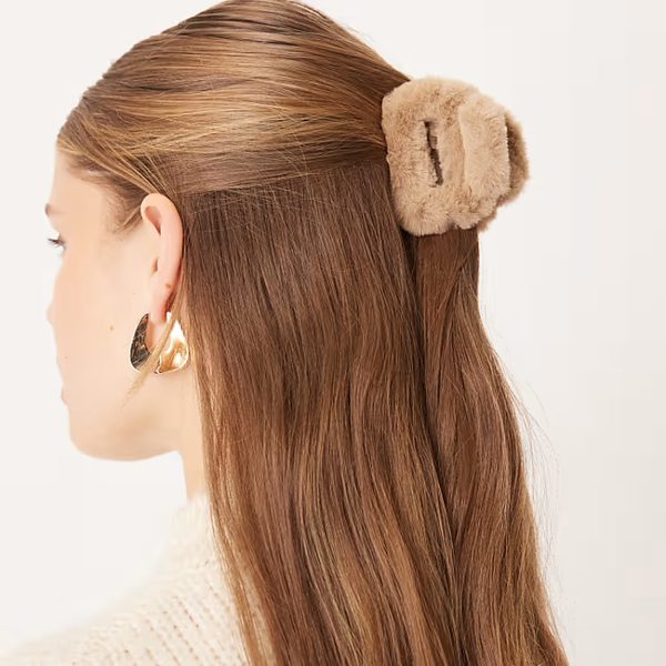 Soft Faux Fur Hair Claw Clip for Women Random Colors (one Piece )
