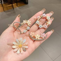 Floral Elegance Hair Pin beautyful design .