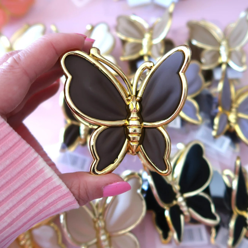 Elegant Butterfly Hair Claw Clip for Women Random Colors