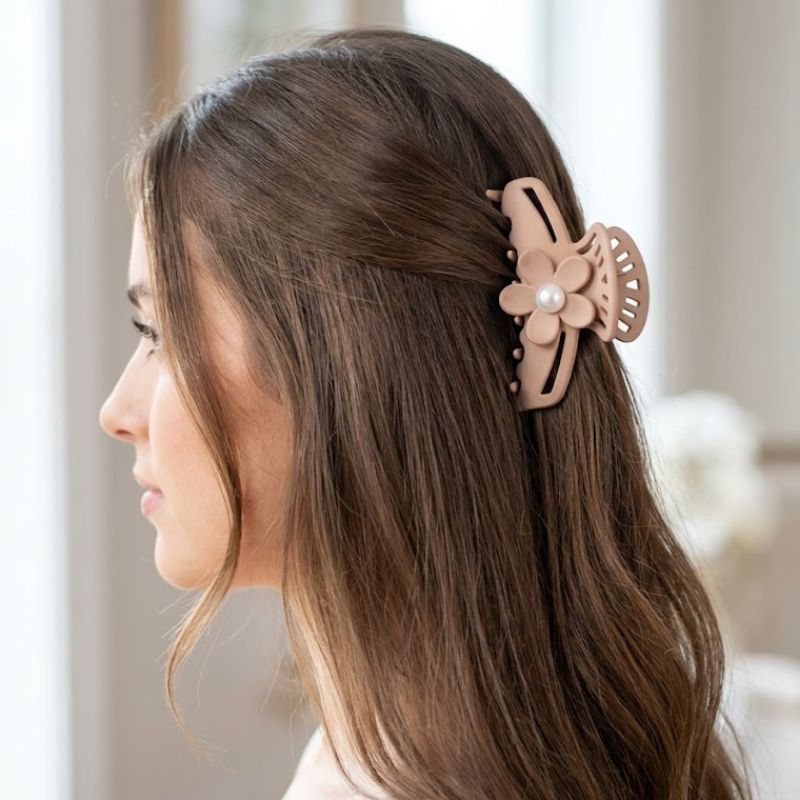 Pearl Blossom Hair Claw Clip Random Colors