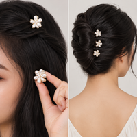 Luminous Pearl & Gold Floral Mini Hair Clip Set Random Color (one Piece )